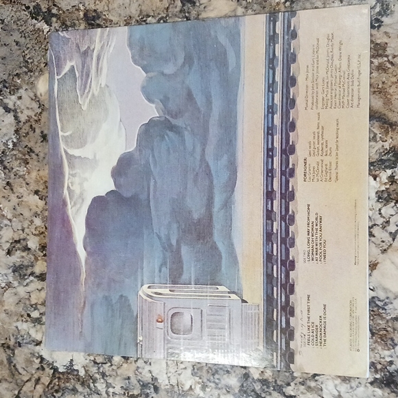 Vintage FOREIGNER Album - Picture 2 of 8